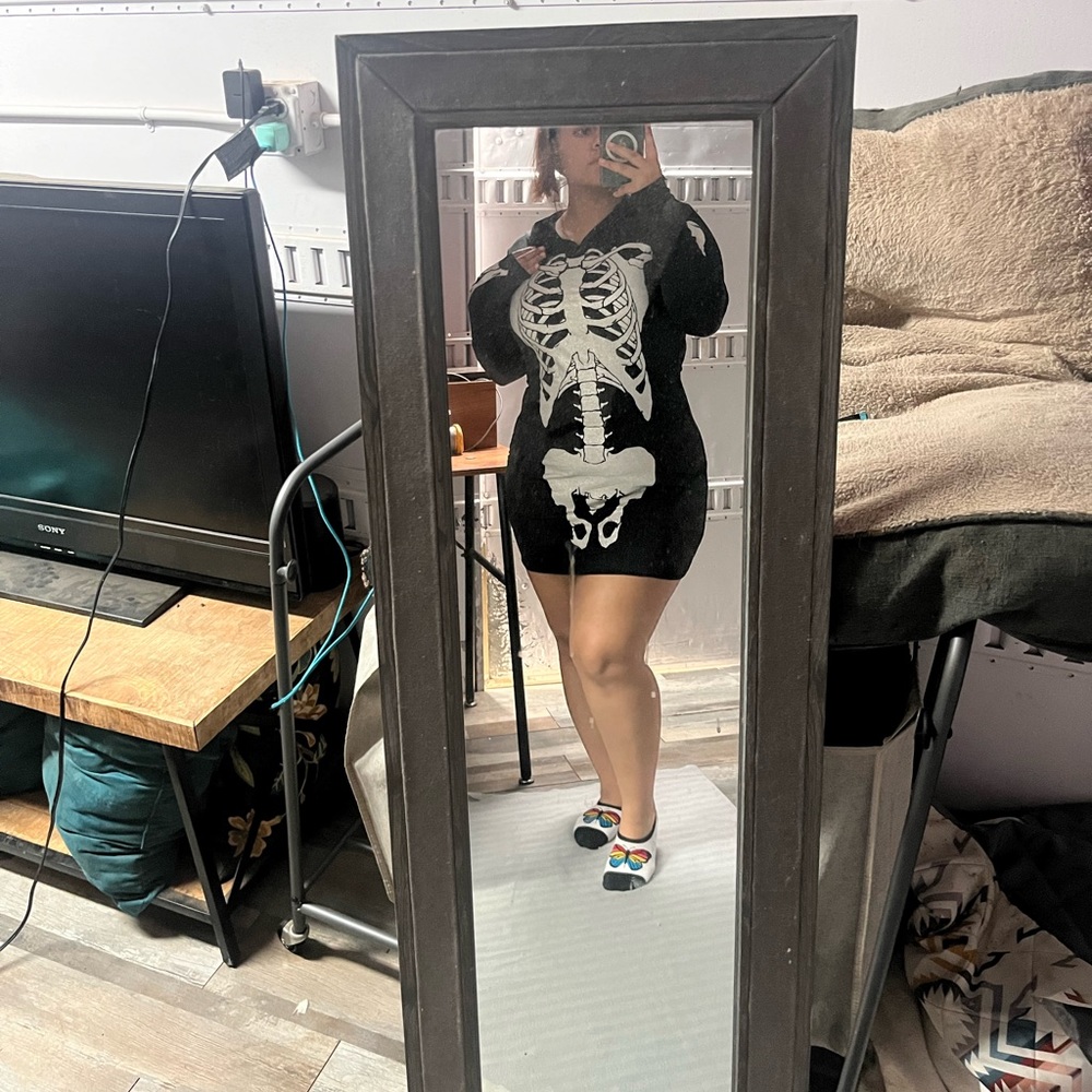 Spirit Halloween skeleton right fit dress